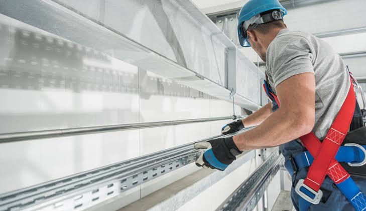 Why Hiring a Professional Garage Door Installation Company Is the Best Choice